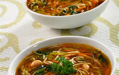Овощной суп с фасолью