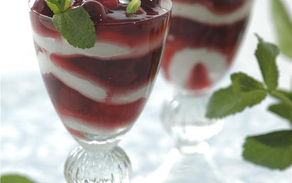 Десерт из черешни