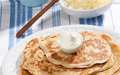 Дрожжевые блины из гречневой и пшеничной муки