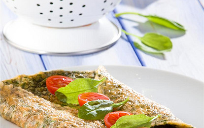 Омлет со щавелем и зеленью