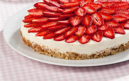 Чизкейк с клубникой