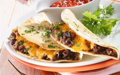 Такос с мясом и фасолью