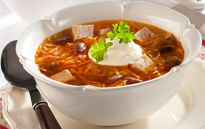 Суп-солянка из квашеной капусты