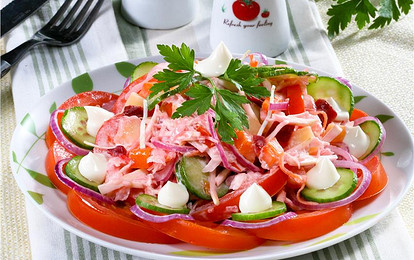 Салат из капусты с сельдереем