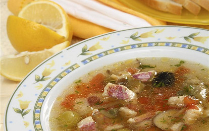 Солянка из морского окуня