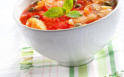 Рыбный суп с томатами