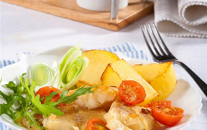 Рыбное филе с помидорами по-гречески