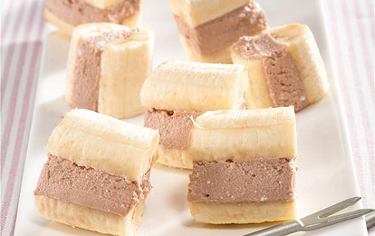 Бананы с творожно-шоколадным кремом