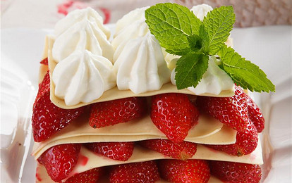 Клубничная лазанья