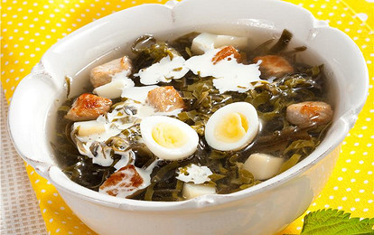 Зеленые щи с морской капустой