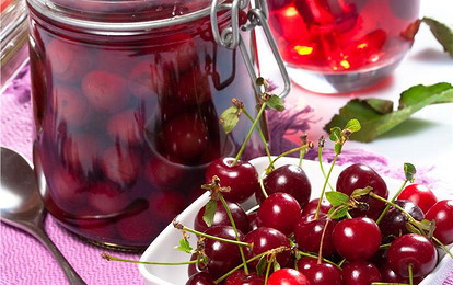 Компот из вишни