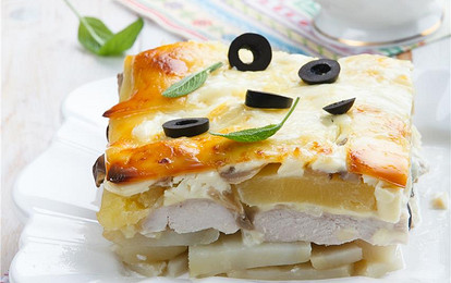 Курица с ананасами