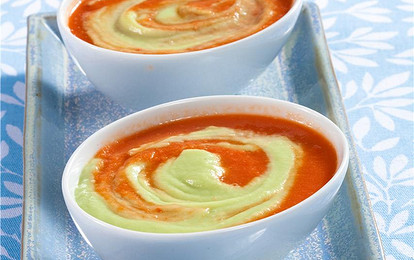 Холодный суп гаспачо с авокадо