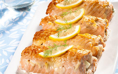 Рулетики из горбуши и скумбрии