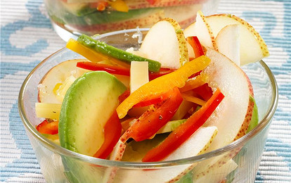 Салат из авокадо с сыром