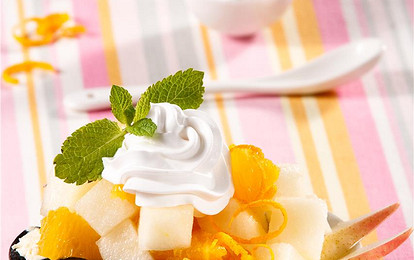 Десерт из дыни с черносливом