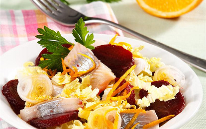 Селедочный салат со свеклой