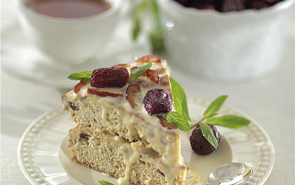 Финиковый торт с черносливом