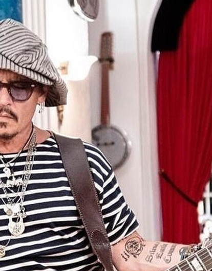 Ванесса Паради и Вайнона Райдер встали на защиту Джонни Деппа в суде