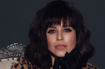 «Сплошная ложь»: мама Мирославы Карпович прокомментировала ее роман с Прилучным