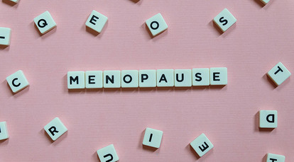 Месячные и климакс: как ведут себе перед менопаузой и сколько дней идут при  ее наступлении