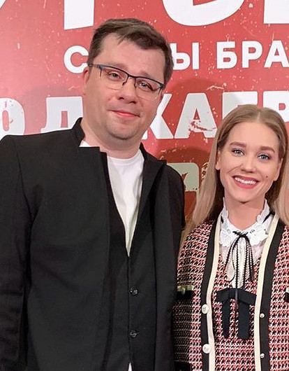 Гарик Харламов прокомментировал слухи о причинах развода с Асмус
