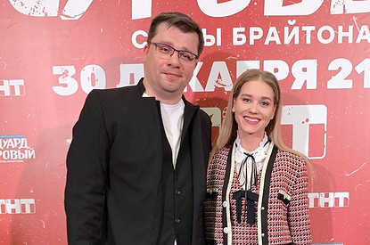 Гарик Харламов прокомментировал слухи о причинах развода с Асмус