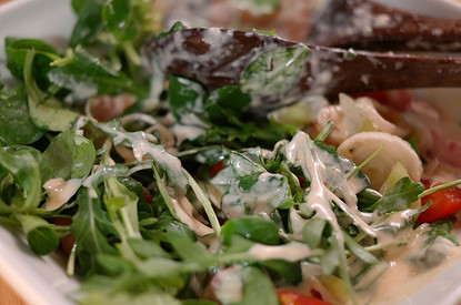 Здоровье укрепит и похудеть поможет: чем полезна рукола