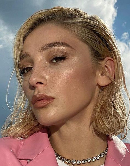 Настя Ивлеева рассказала, как похудела для новой фотосессии