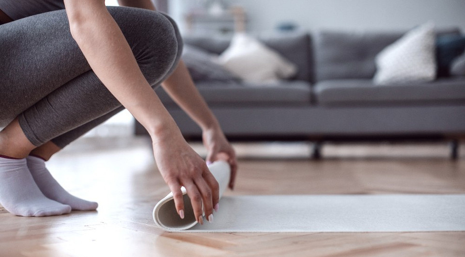 7 упражнений на все тело, которые можно делать дома и без инвентаря