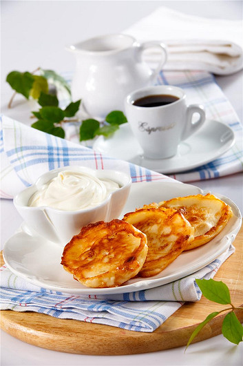Сырники с бананом и курагой