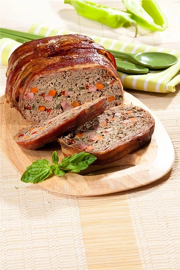 Мясной хлеб со сладким перцем