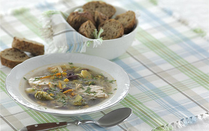 Суп с индейкой, красной фасолью и кукурузой