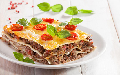 Лазанья под острым томатным соусом