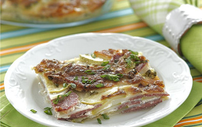 Запенка с картофелем и колбасой