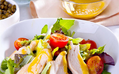 Салат с индейкой и каперсами