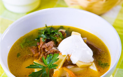 Летний суп с лисичками