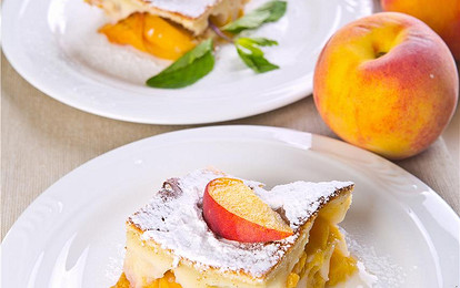 Клафути с персиками