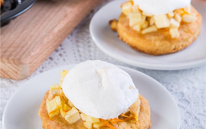 Яблочные пирожные