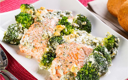 Семга с брокколи