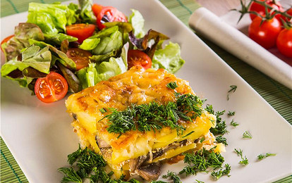 Запеченный картофель под сырной корочкой