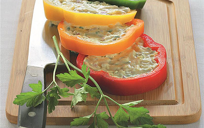 Закуска из сладкого перца с сыром