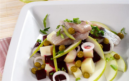 Салат из сельди с овощами