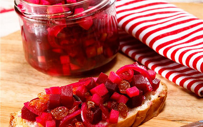 Чатни из свеклы с яблоком и имбирем