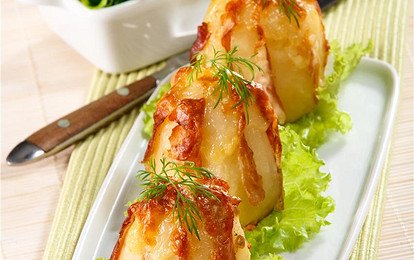 Запеченный картофель с сыром и ветчиной
