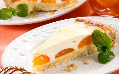 Нежный пирог с абрикосами