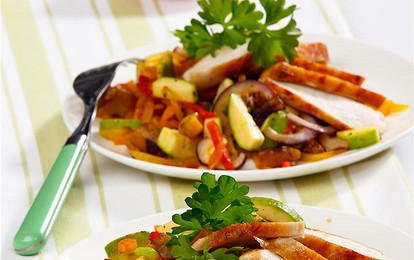 Овощной салат с индейкой