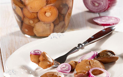 Маслята в маринаде