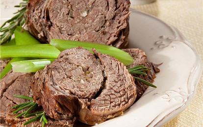 Томленая говядина в винном соусе