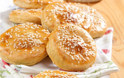 Капустные пышки с кунжутом